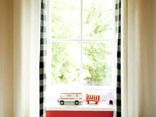 Family Home Bonn, Tatjana von Braun Interiors Tatjana von Braun Interiors モダンデザインの 子供部屋