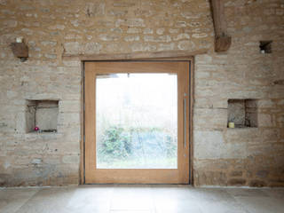 Court Farm Barn, Designscape Architects Ltd Designscape Architects Ltd Cửa sổ & cửa ra vào phong cách mộc mạc