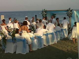 bodas en la Playa. decoracion, alfombra roja alfombra roja Nhà phong cách Địa Trung Hải