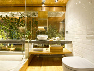 Bajo comercial convertido en loft (Terrassa), Egue y Seta Egue y Seta Rustic style bathroom