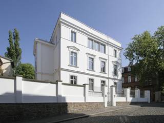 Klassisch und modern - Vom Stadtpalais zum Apartmenthaus, CG VOGEL ARCHITEKTEN CG VOGEL ARCHITEKTEN Casas clássicas