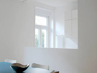 Zusammenlegung zweier Wohnungen im Frankfurter Nordend, Architektur Sommerkamp Architektur Sommerkamp Dining Room
