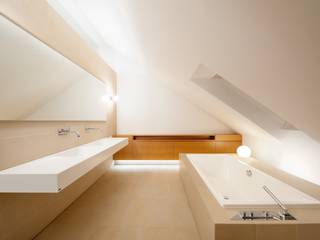 Dachloft, innenarchitektur-rathke innenarchitektur-rathke Klassische Badezimmer