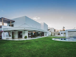 Casa MN, Básico arquitectura Básico arquitectura Nhà