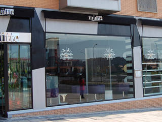 Restaurante Asiático Mütte, FrAncisco SilvÁn CorrAl ArquitecturaDeInterior FrAncisco SilvÁn CorrAl ArquitecturaDeInterior Espacios comerciales