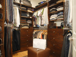 Palma de Malljorca (Home) Lewis & Co Closets de estilo moderno