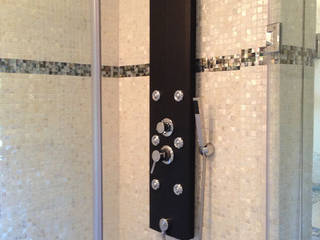 Pure white freshwater and black lip mother of pearl mosaics ShellShock Designs Moderne badkamers