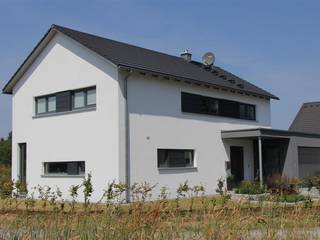 Einfamilienhaus | F, Architekturbüro HOFFMANN Architekturbüro HOFFMANN 現代房屋設計點子、靈感 & 圖片