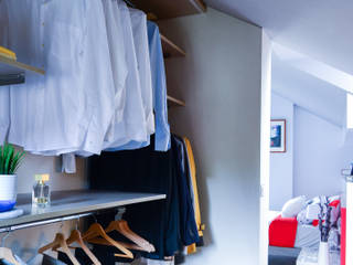 Organiza tu ropa con un vestidor TEKNIA ESTUDIO Closets de estilo escandinavo