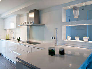 Loft frente al mar, Blank Interiors Blank Interiors Mediterranean style kitchen