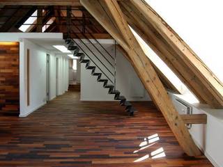 Spaett Architekten GmbH Pasillos, vestíbulos y escaleras modernos