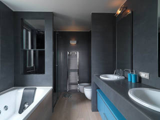 Recupero Sottotetto - Duplex 2, enzoferrara architetti enzoferrara architetti Phòng tắm phong cách hiện đại