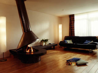 cheminee centrale metal, Bloch Design Bloch Design Livings de estilo moderno