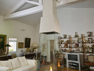 cheminée pyramidale en verre, Bloch Design Bloch Design Livings de estilo moderno