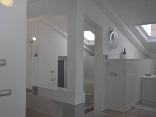 Interior design - White Loft - Treviso Italy, IMAGO DESIGN IMAGO DESIGN الممر والمدخل