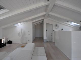 Interior design - White Loft - Treviso Italy, IMAGO DESIGN IMAGO DESIGN Minimalistische Wohnzimmer