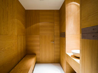 Hotel EME in Seville, Spain, Donaire Arquitectos Donaire Arquitectos Ванная комната в эклектичном стиле
