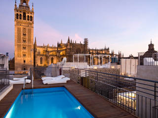 Hotel EME in Seville, Spain, Donaire Arquitectos Donaire Arquitectos Hồ bơi phong cách chiết trung