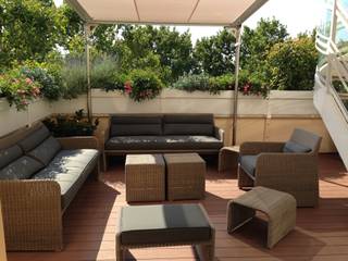 Golf in terrazza, sabigarden sabigarden Balkon, Beranda & Teras Modern Furniture