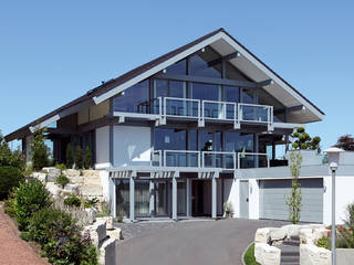 Satteldachhaus in Hannover, DAVINCI HAUS GmbH & Co. KG DAVINCI HAUS GmbH & Co. KG Modern houses