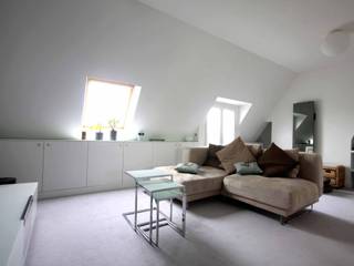 Appartement sous les toits Paris 16, Agence KP Agence KP Modern living room MDF Grey
