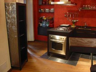 RISTRUTTURAZIONE BILOCALE, Un/Conventional - Studio di Progettazione Un/Conventional - Studio di Progettazione Kitchen