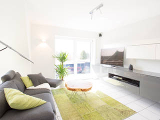 Moderne Maisonette Wohnung, Zimmermanns Kreatives Wohnen Zimmermanns Kreatives Wohnen Modern living room
