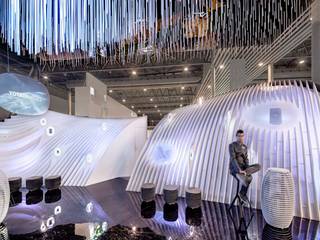 YOTA DEVICES PAVILION, MOBILE WORLD CONGRESS, 2014, EXTERNAL REFERENCE ARCHITECTS EXTERNAL REFERENCE ARCHITECTS Ruang Komersial