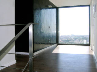 House at Pineda de Mar, Octavio Mestre Arquitectos Octavio Mestre Arquitectos Corridor & hallway