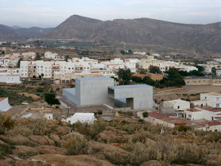 Centro de Artes Escénicas en Nijar, MGM Morales de Giles Arquitectos SLP MGM Morales de Giles Arquitectos SLP Espacios comerciales