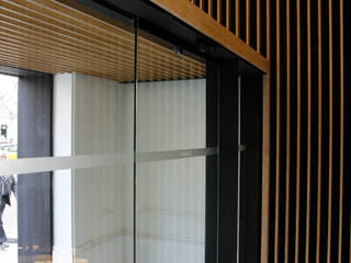 Diagonal 409, Octavio Mestre Arquitectos Octavio Mestre Arquitectos 클래식스타일 복도, 현관 & 계단