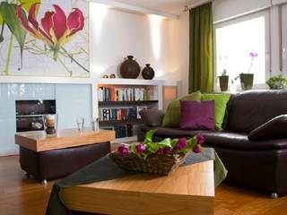 Wohnzimmer mit verstecktem TV-Gerät , tRÄUME - Ideen Raum geben tRÄUME - Ideen Raum geben Salon classique