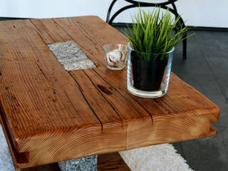 Couchtisch Granit - Designmöbel aus antikem Holz, woodesign Christoph Weißer woodesign Christoph Weißer Salas de estar modernas