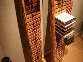 CD-Regal - Designobjekte aus antikem Holz, woodesign Christoph Weißer woodesign Christoph Weißer Living roomShelves