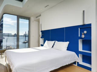 B-Type im City Sporthafen Hamburg, FLOATING HOMES FLOATING HOMES Eclectic style bedroom