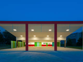 Nuovo padiglione delle feste a Barzago, Lc (2011-13), sergio fumagalli architetto sergio fumagalli architetto Modern media room