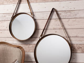 Marsten mirrors homify Ruang Ganti Gaya Industrial Mirrors