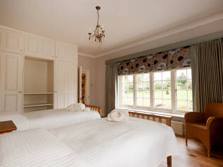 The Green Room, Elizabeth Bee Interior Design Elizabeth Bee Interior Design Country style bedroom