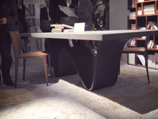 "Bree e Onda" Table, Fabio Passon & Marco Savorgnani Fabio Passon & Marco Savorgnani غرفة السفرة