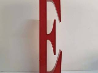 Original Vintage sign letter - E - for decoration. 1970 - 1975., wunderkammershop wunderkammershop Eclectische huizen