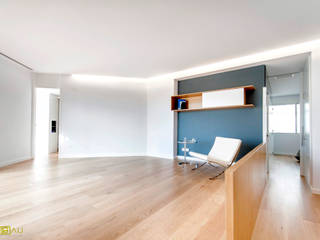 ATICO EN JOAQUIN COSTA, amBau Gestion y Proyectos amBau Gestion y Proyectos Eclectic style living room