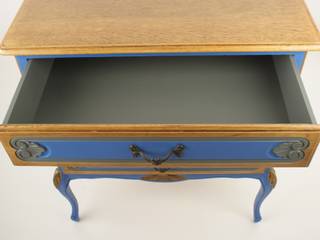 Upcycled oak chest of drawers, Narcissus Road Furniture Design Narcissus Road Furniture Design Kamar Tidur Gaya Eklektik