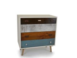 Vintage Kommode mit verschiedenen Schubladen, neuformat möbeldesign neuformat möbeldesign Phòng ăn phong cách hiện đại Dressers & sideboards