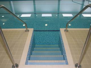 ​Granard School Pool , London Swimming Pool Company London Swimming Pool Company مساحات تجارية