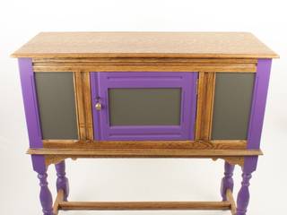 Upcycled vintage oak cabinet, Narcissus Road Furniture Design Narcissus Road Furniture Design Living room