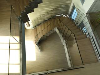 Bogentreppe, Destin, Florida, Siller Treppen/Stairs/Scale Siller Treppen/Stairs/Scale درج خشب Wood effect
