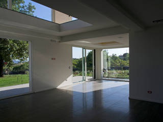 casa A, grecoarchitetture grecoarchitetture Balcone, Veranda & Terrazza in stile moderno