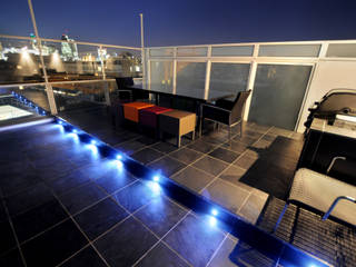 Southbank, London, Urban Roof Gardens Urban Roof Gardens Balkon, Beranda & Teras Modern