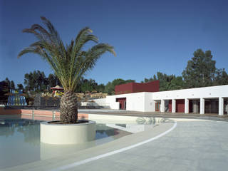 Parco Acquatico con Centro Benessere presso l'hotel Costa Verde a Cefalù, Studio di Architettura e Design Studio di Architettura e Design Powierzchnie handlowe