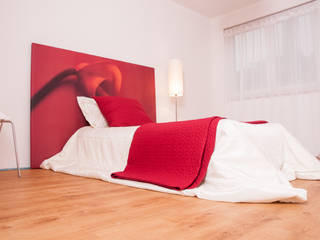 Schlafzimmer Rot/Weiss Vorher-Nachher, Luna Homestaging Luna Homestaging Schlafzimmer